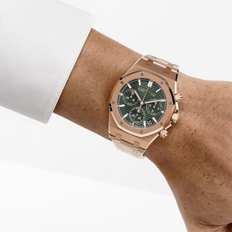 Royal Oak Chronograph Rose Gold Khaki Green Dial (2024) image 12