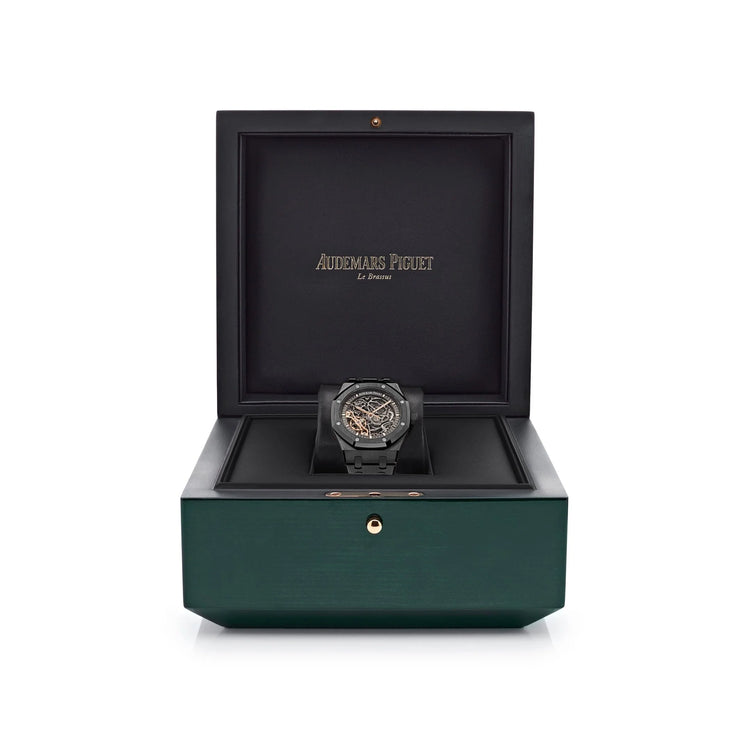 Royal Oak Double Balance Wheel Openworked Black Ceramic image 4