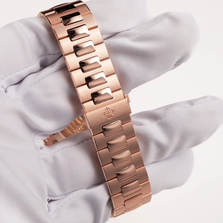 Nautilus Chronograph Rose Gold (2020) image 4