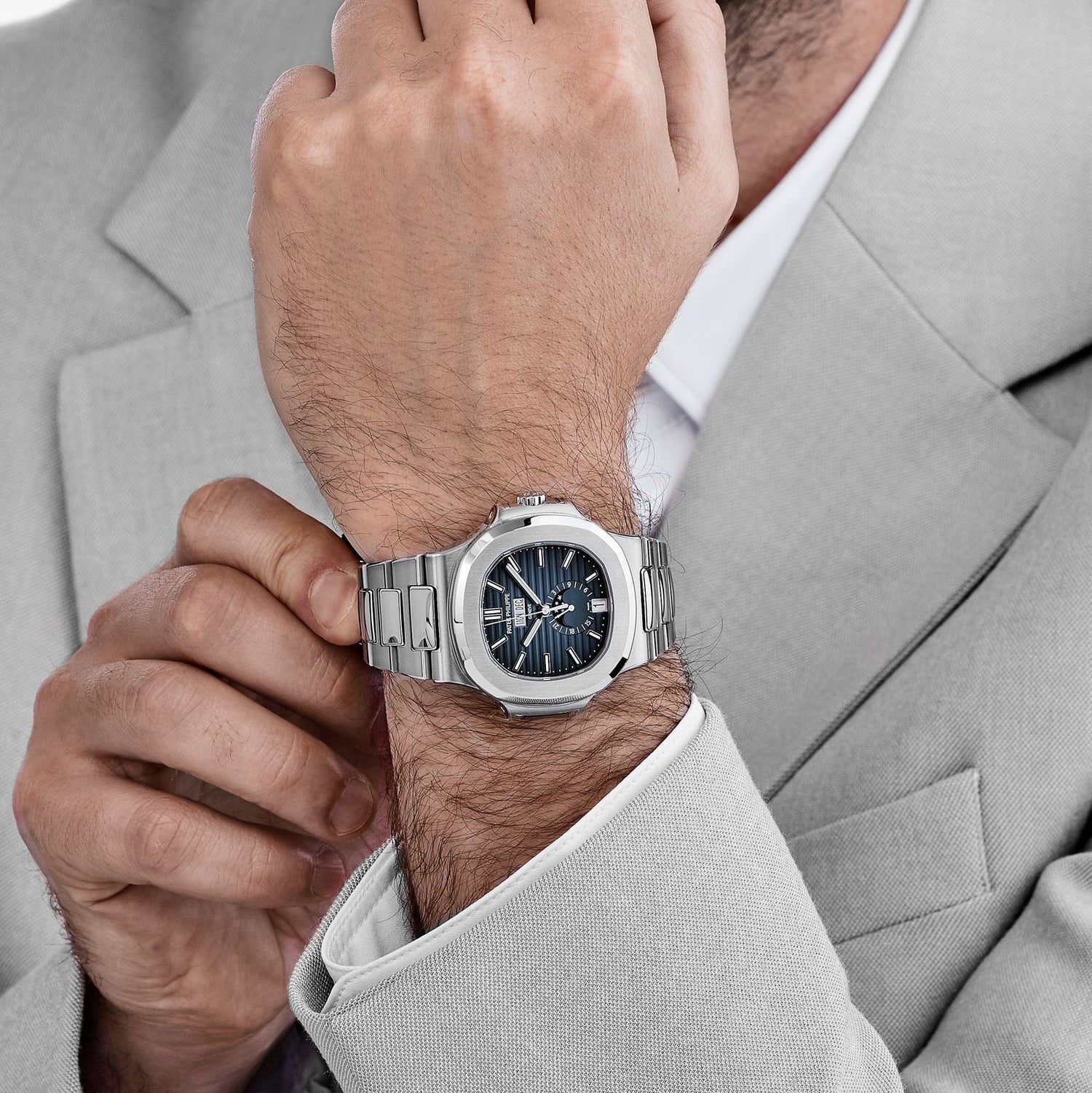 Nautilus Annual Calendar Stainless Steel Blue Dial (2025) image 7