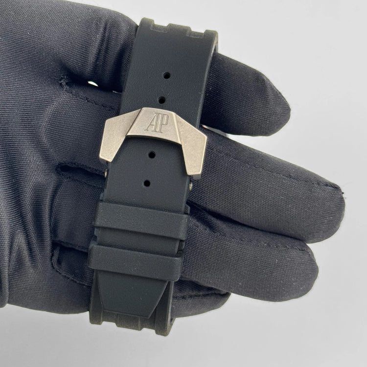 Royal Oak Concept Tourbillon GMT Titanium image 10