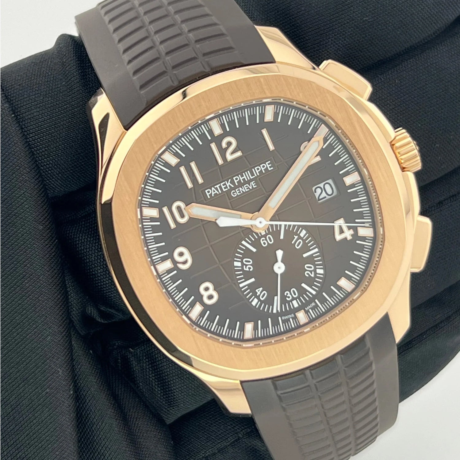 Aquanaut Chronograph Rose Gold Brown Dial (2025) image 9