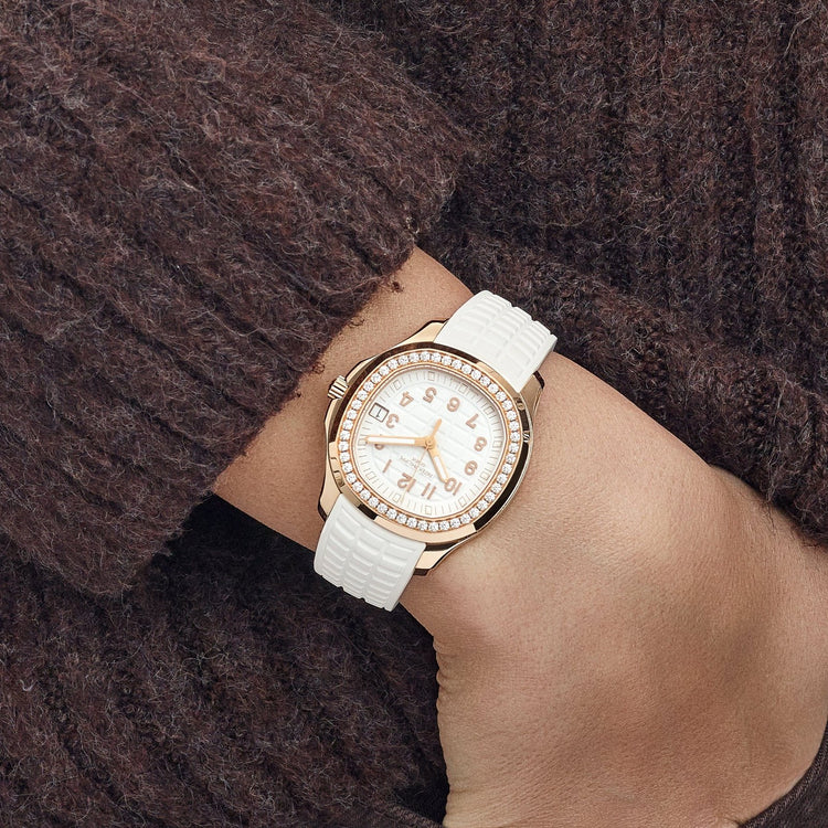 Aquanaut Luce Rose Gold White Dial Diamond Bezel image 10