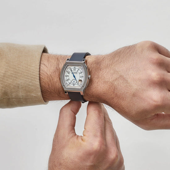 Élégante 48 Ref. ELHT Titanium Luminescent White Dial (2024) image 1