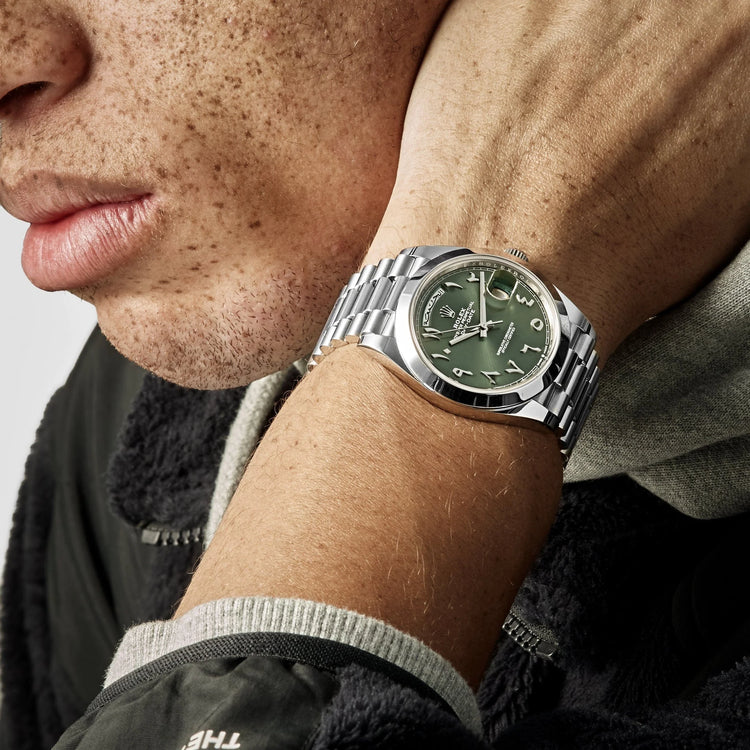 Day-Date Platinum Olive Green Arabic Dial image 9