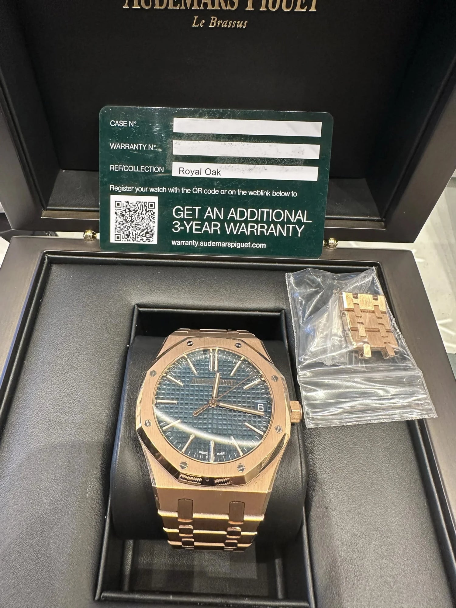 Royal Oak Rose Gold Blue Dial (2023) image 1