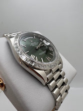 Day-Date Platinum Olive Green Dial Diamond Bezel image 3