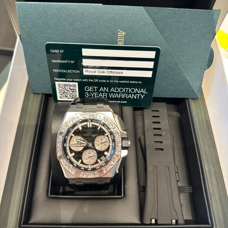 Royal Oak Offshore Chronograph White Gold Diamond Bezel Black Dial (2024) image 1