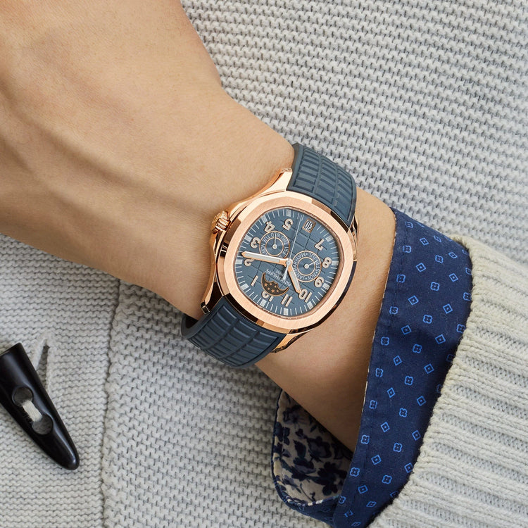 Aquanaut Luce Annual Calendar Moon Phases Rose Gold Blue-Gray Dial image 6