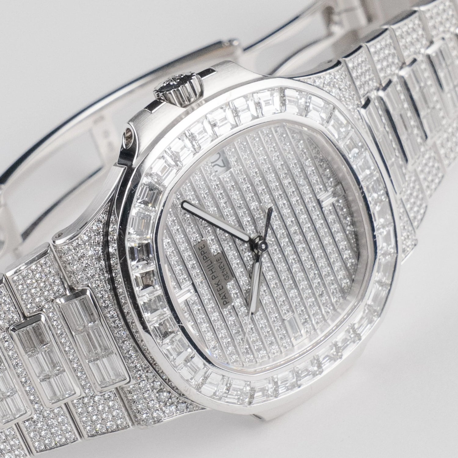 Nautilus White Gold Diamond Set (2019) image 3