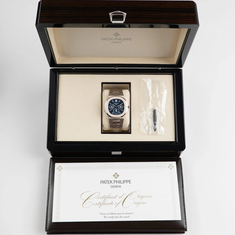 Nautilus Perpetual Calendar Moon Phases (2026) image 3
