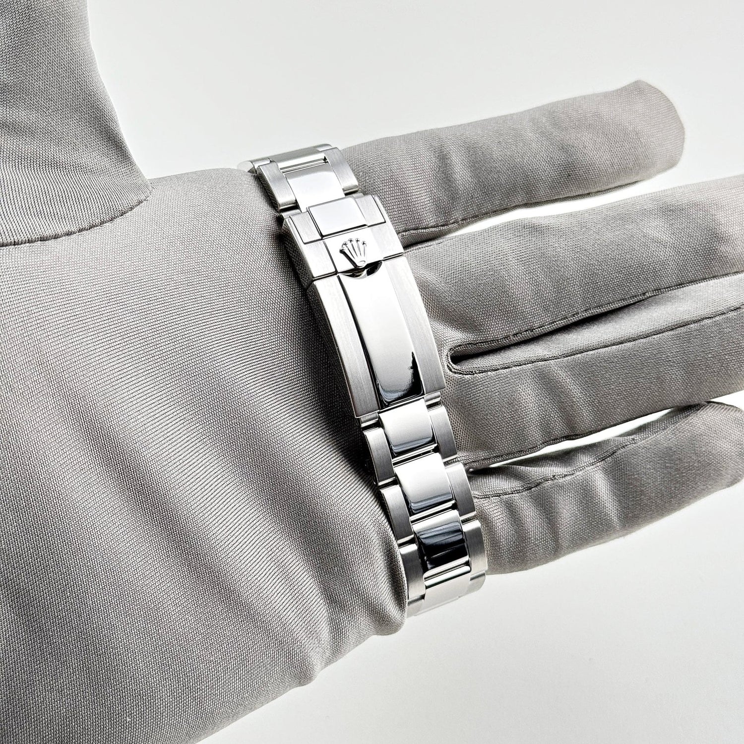 Daytona Platinum Ice Blue Arabic Dial (2023) image 9