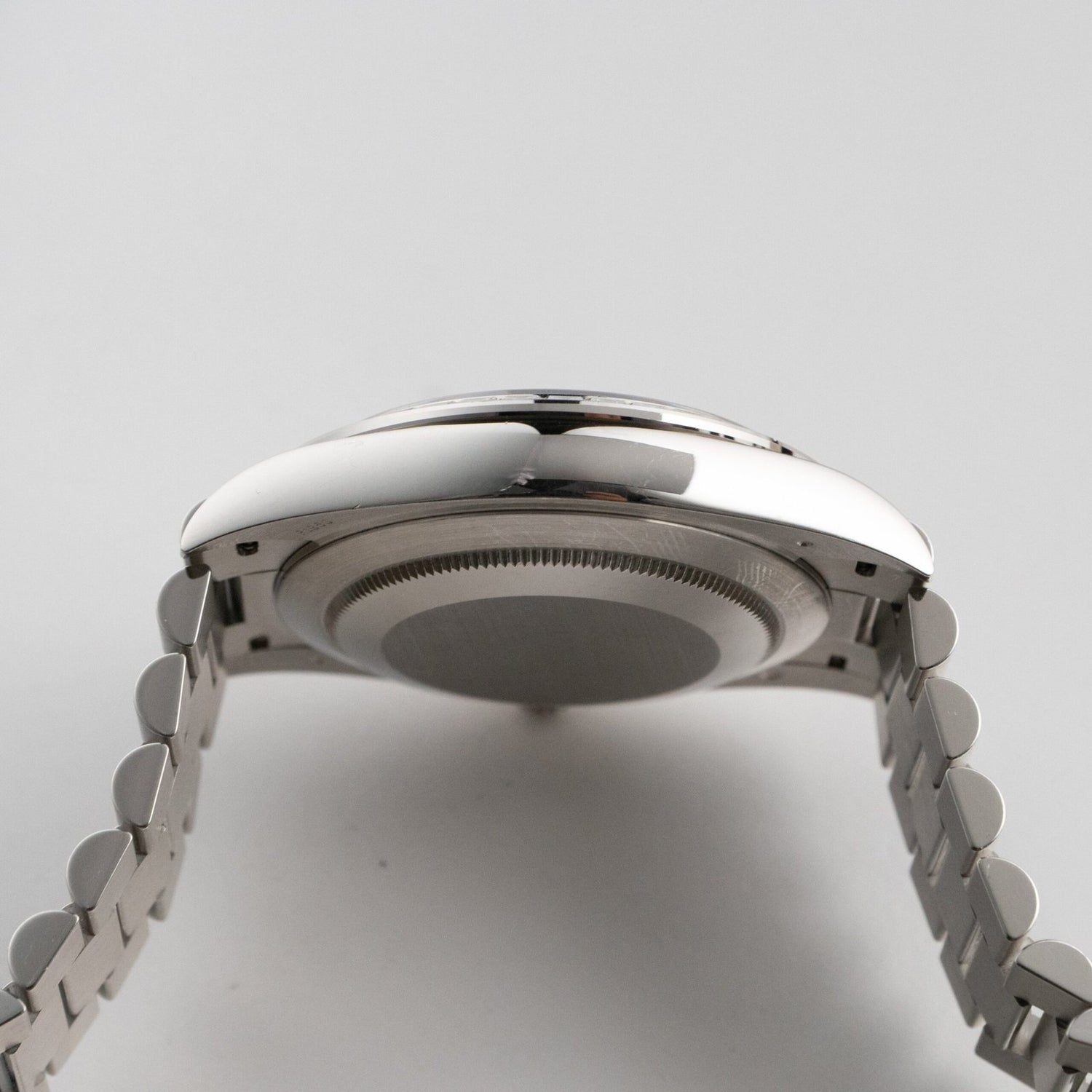 Day-Date Platinum Diamond Bezel Ice Blue Diamond Dial (2017) image 9