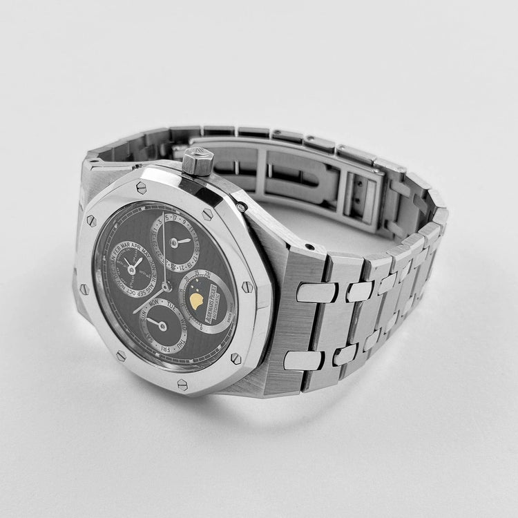 Royal Oak Perpetual Calendar Steel & Platinum Black Dial image 5