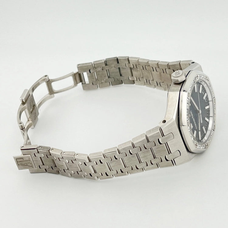 Royal Oak White Gold Diamond Bezel Smoked Blue Dial (2024) image 10