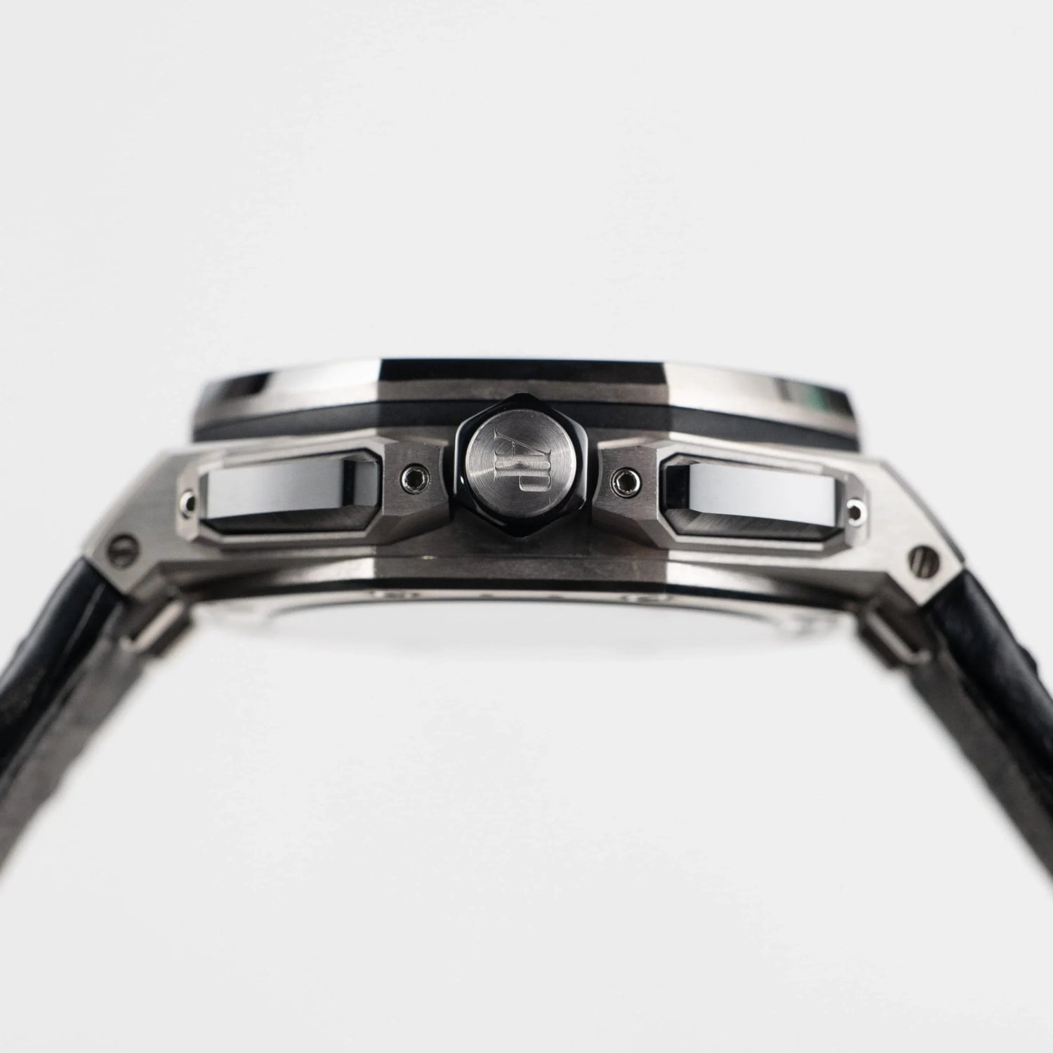 Royal Oak Offshore Chronograph White Gold Diamond Bezel Black Dial (2024) image 7