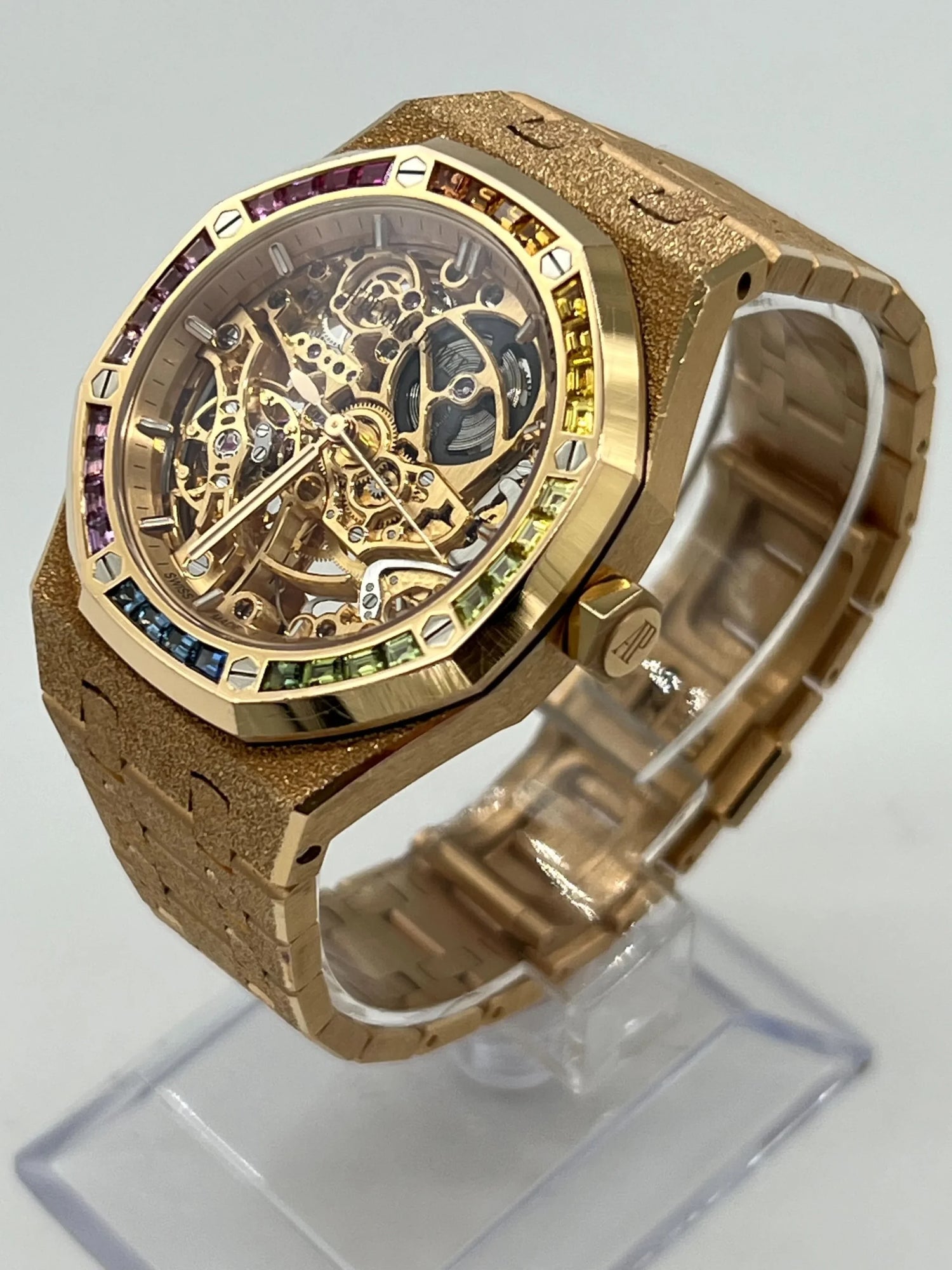 Royal Oak Openworked Frosted Rose Gold Rainbow Bezel image 3
