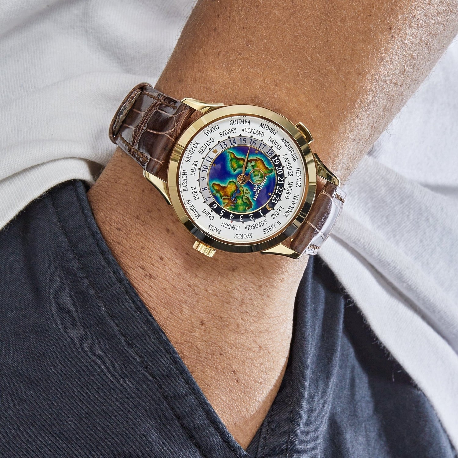 Complications World Time Yellow Gold (2019) image 1