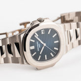 Nautilus White Gold Blue Dial (2022) image 4