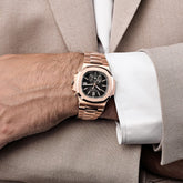 Nautilus Chronograph Date Rose Gold Black Dial (2022) image 11