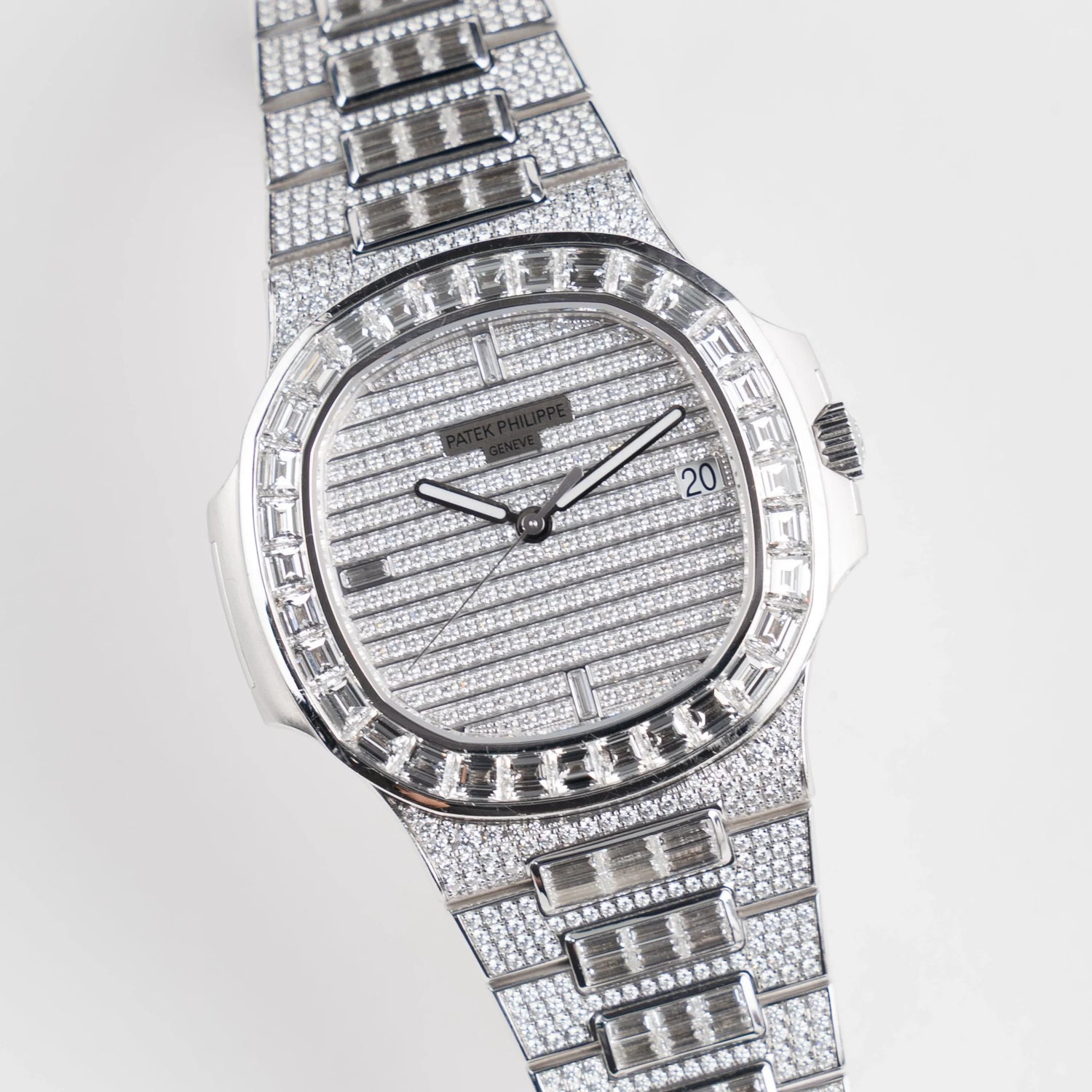 Nautilus White Gold Diamond Set (2019) image 10