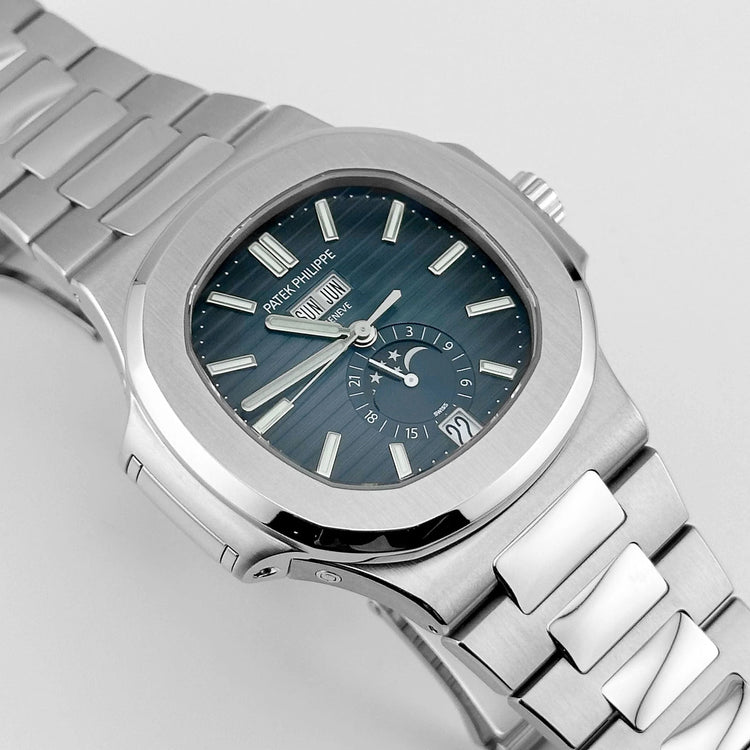 Nautilus Annual Calendar Stainless Steel Blue Dial (2022) image 9