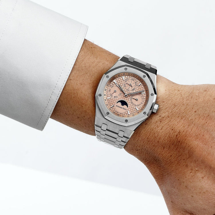 Royal Oak Perpetual Calendar Titanium Salmon Dial Limited Edition image 2
