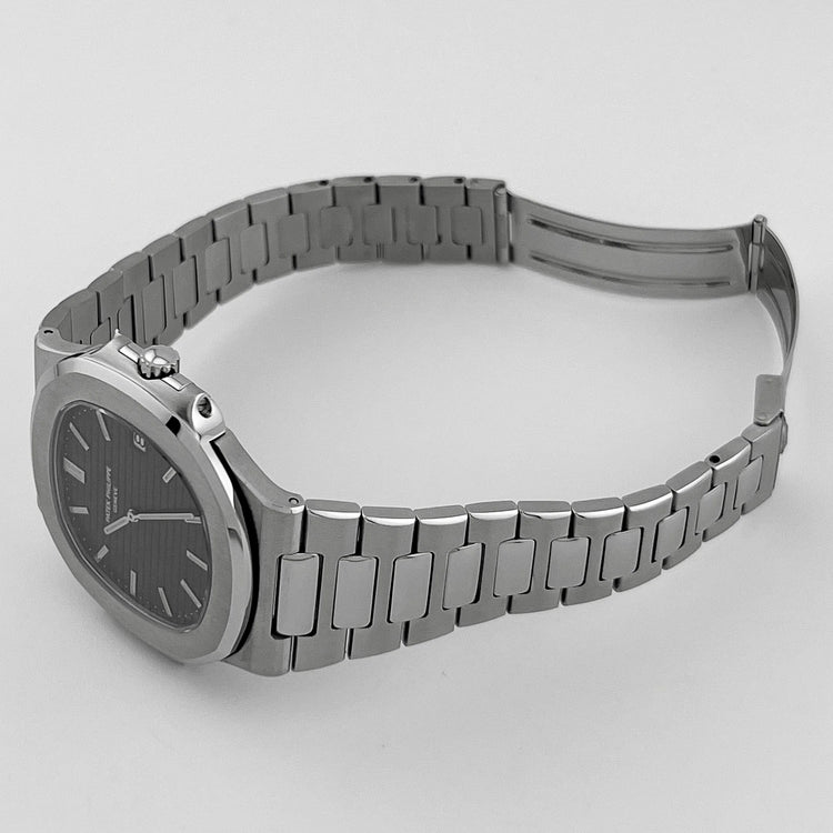 Nautilus Vintage Stainless Steel Black Dial (1982) image 2