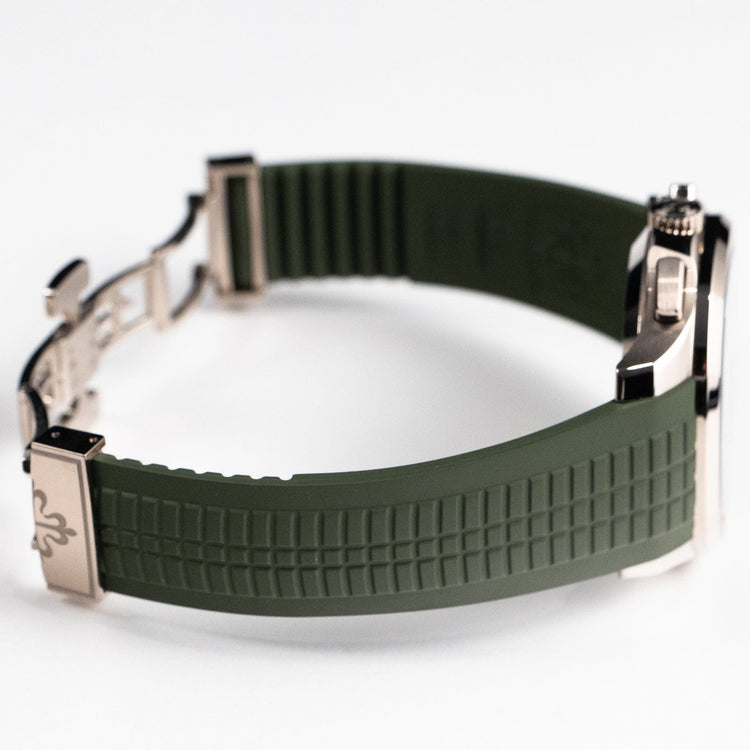 Aquanaut Chronograph White Gold Khaki Green Dial (2025) image 10
