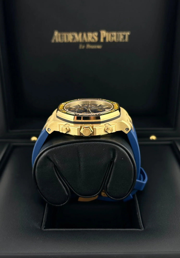 Royal Oak Offshore Yellow Gold Sapphire Dial (2023) image 2