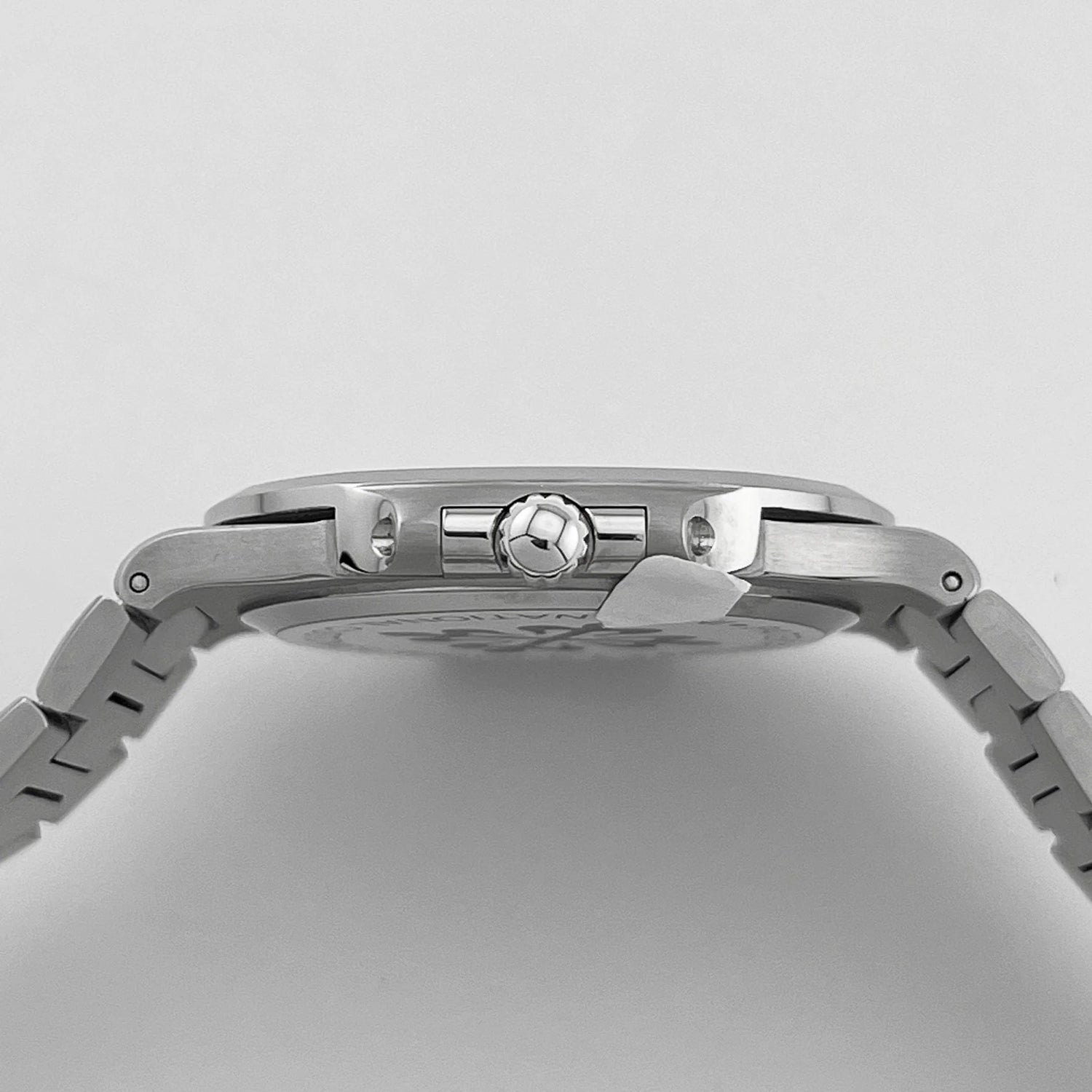 Nautilus Vintage Stainless Steel Black Dial (1982) image 6