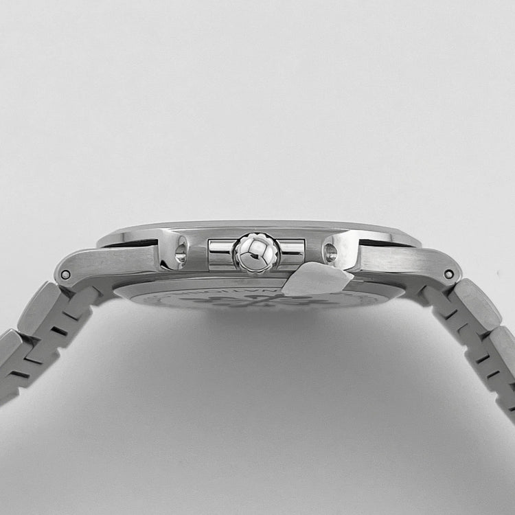 Nautilus Vintage Stainless Steel Black Dial (1982) image 6