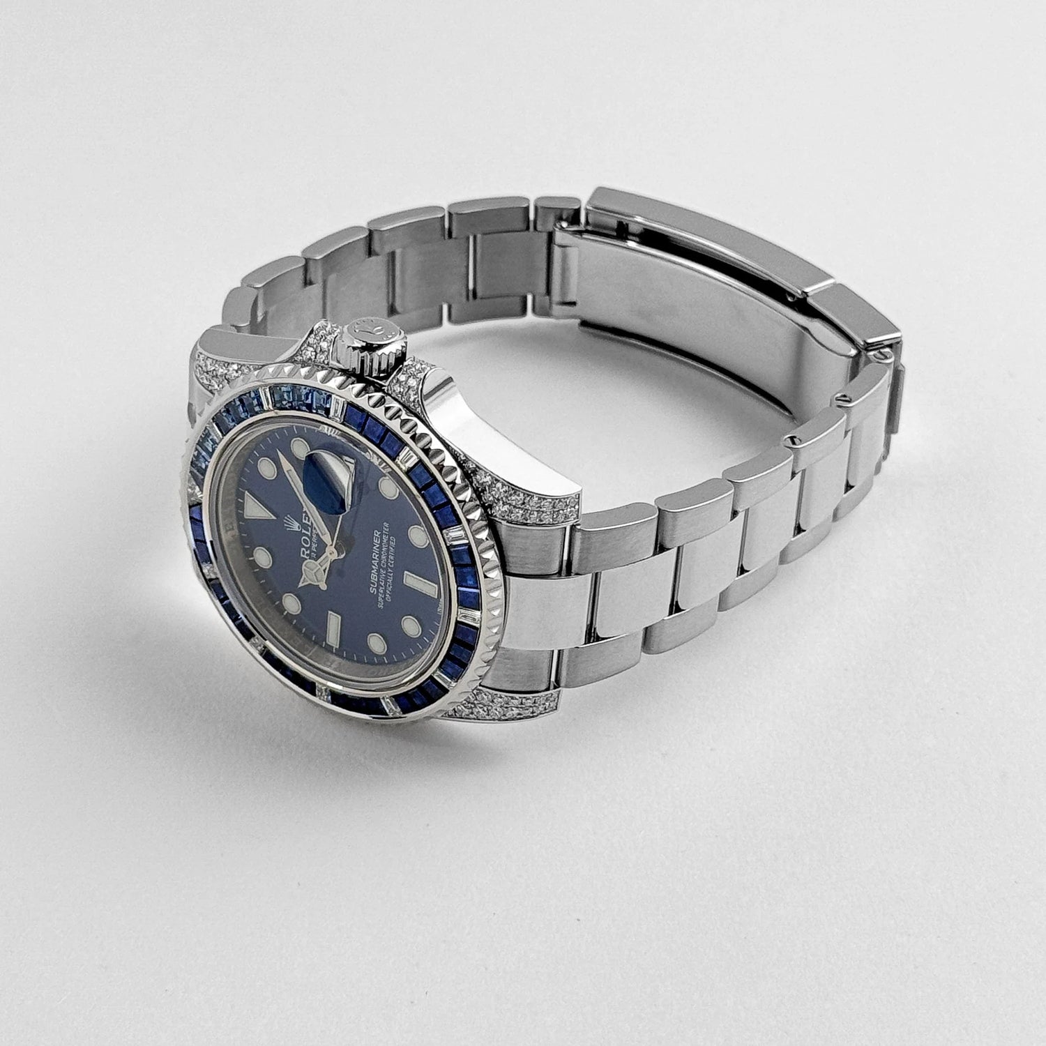 Submariner Date White Gold Blue Dial Sapphire Diamond Bezel (2022) image 9