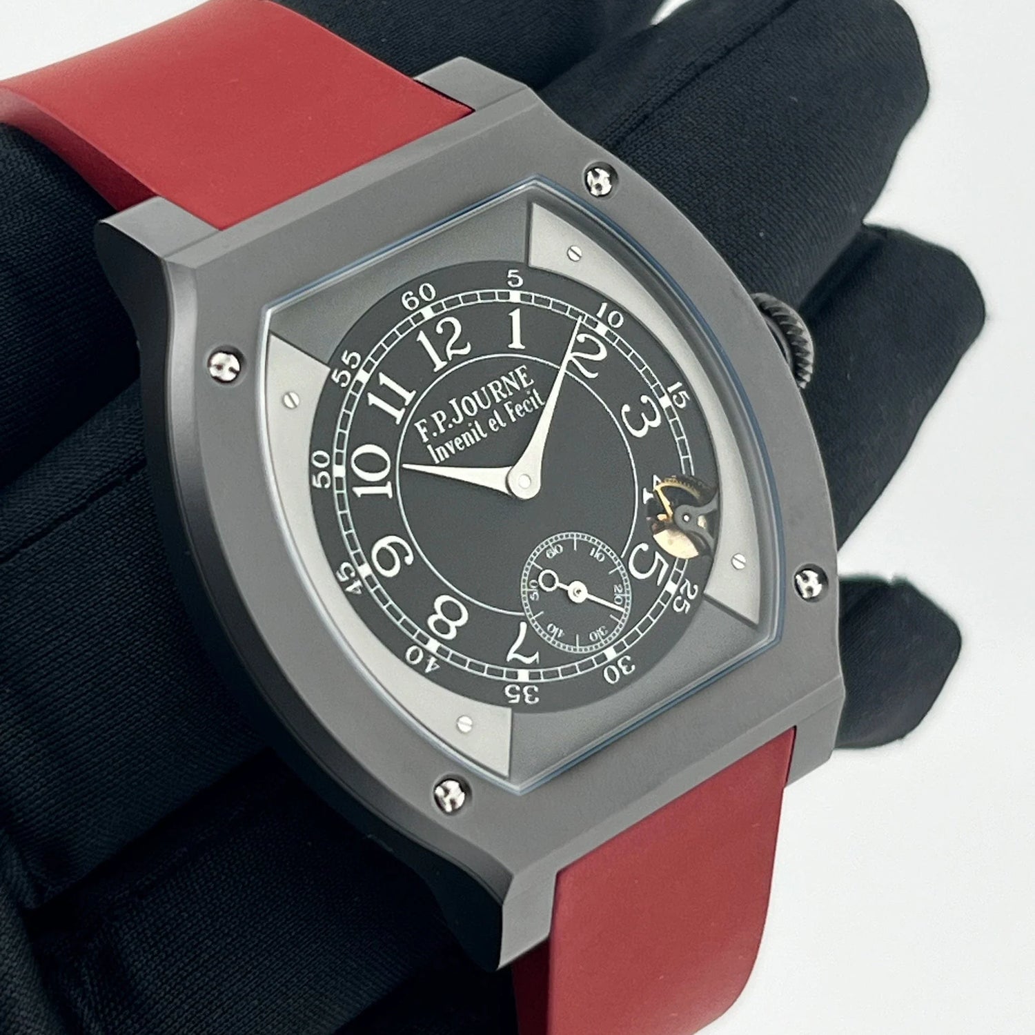 Élégante 48 Ref. ELHT Titalyt Luminescent Black Centre Dial image 9