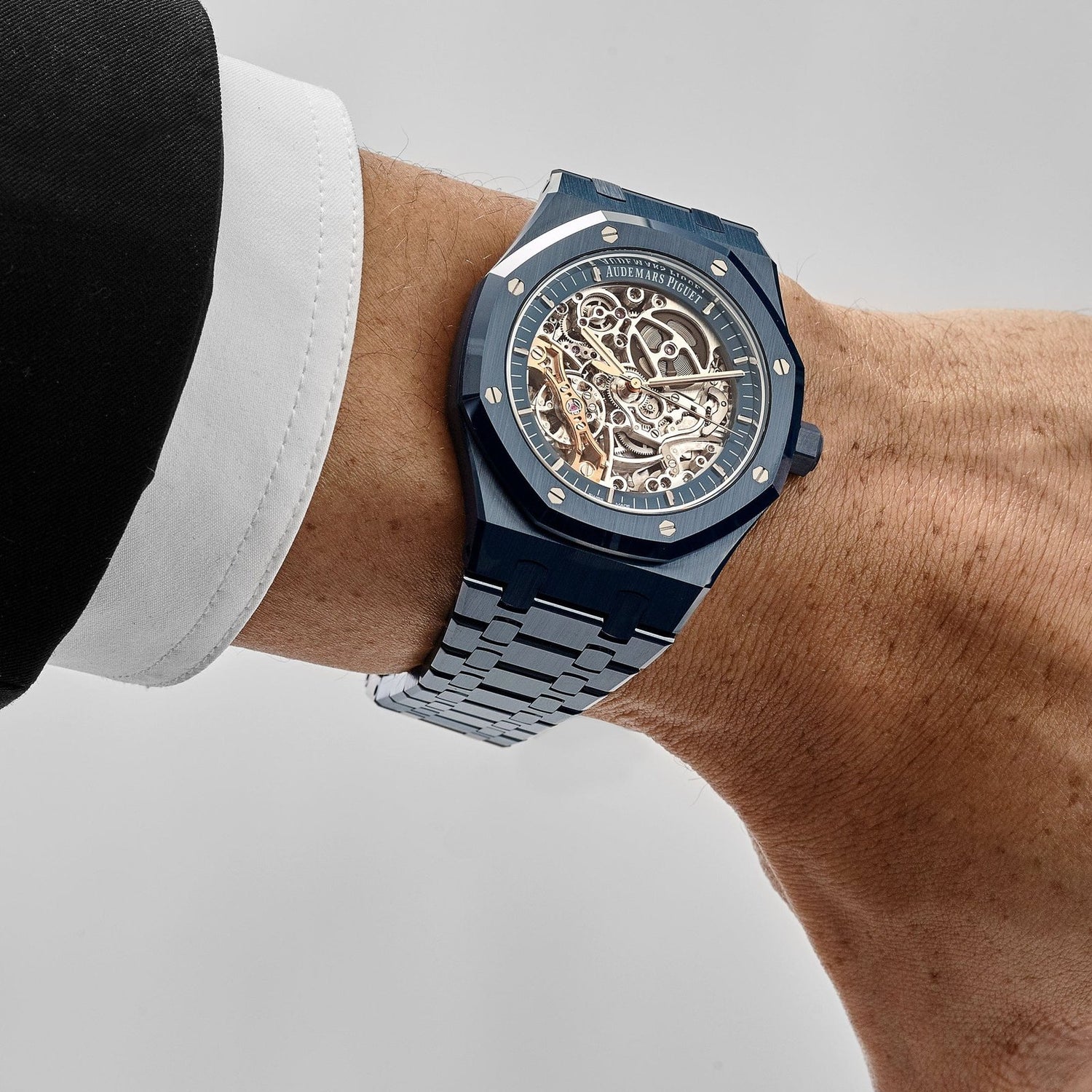 Royal Oak Double Balance Wheel Openworked Blue Ceramic (2026) image 12