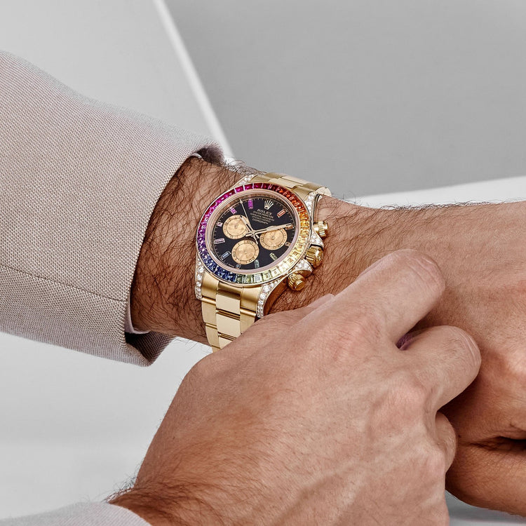 Daytona Rainbow Yellow Gold Black Dial Diamond Sapphire Bezel image 3
