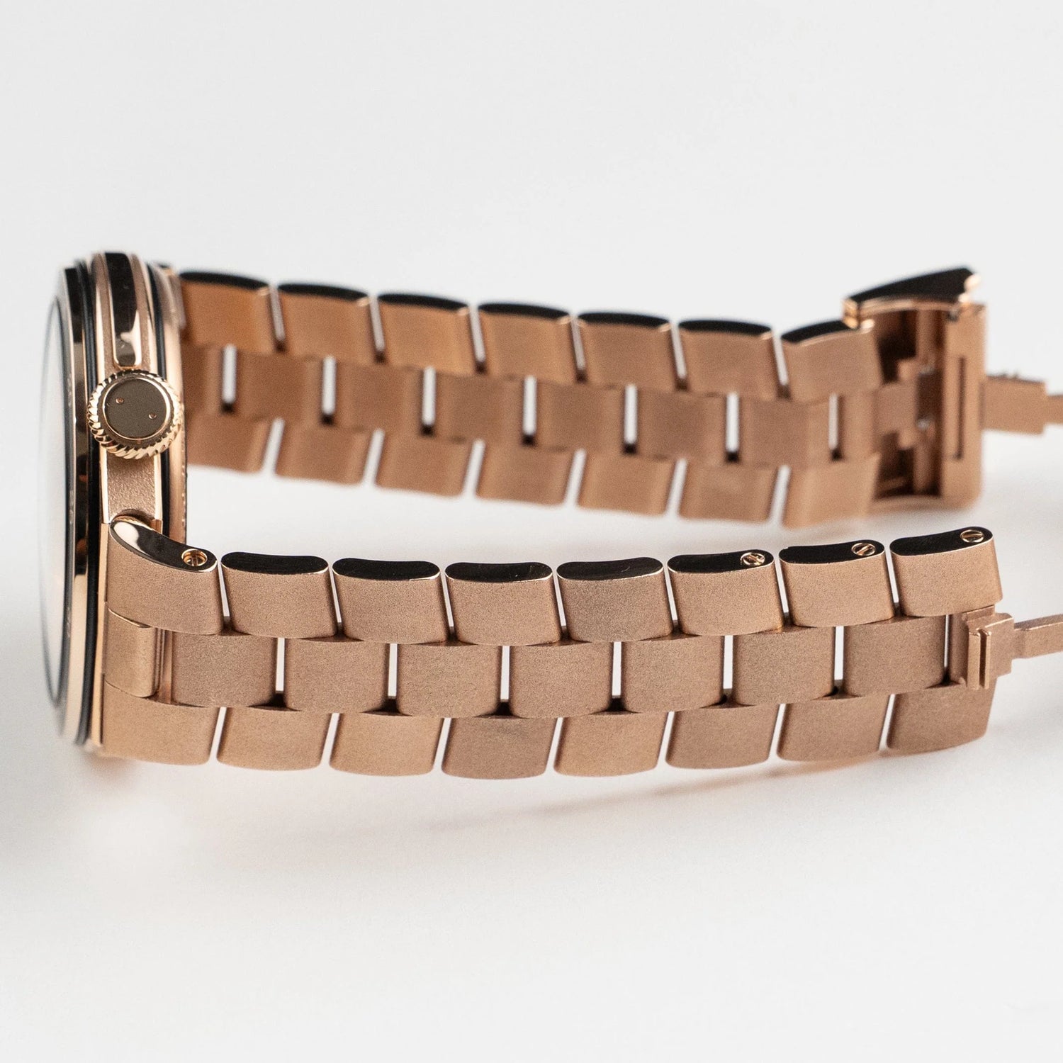 Linesport Automatique Réserve Ref. AR2 Rose Gold Black Dial (2024) image 6