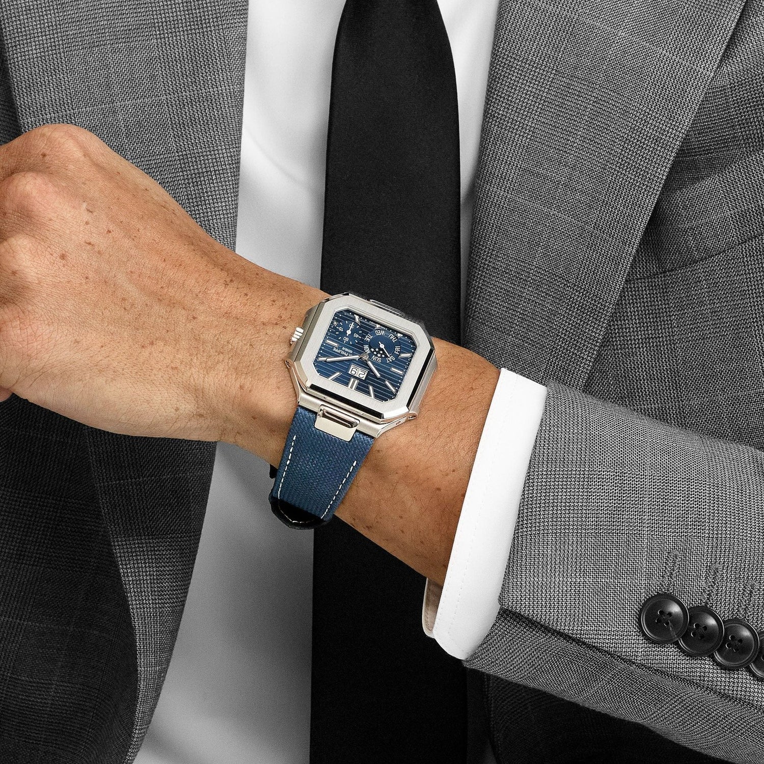 Cubitus Platinum Blue Dial Moon Phase (2024) image 13